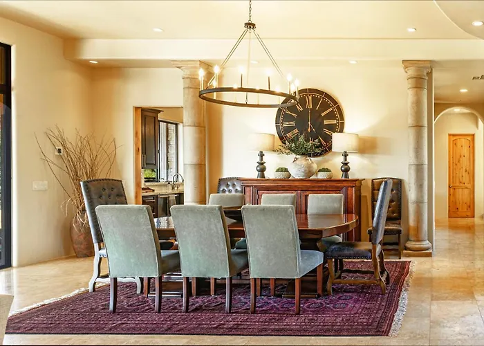 Holiday home Sedona Palatial Paradise: Infinity Pool, Spa & Epic Views! *