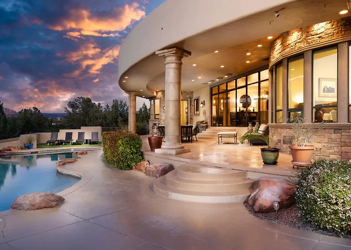 Sedona Palatial Paradise: Infinity Pool, Spa & Epic Views! Sedona