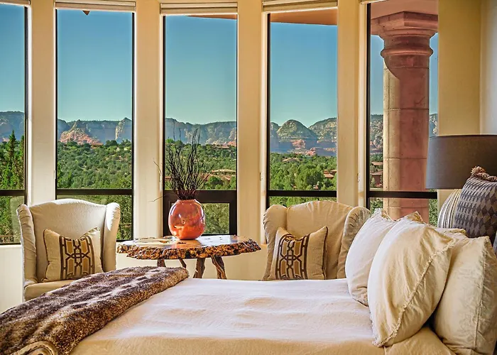 Sedona Palatial Paradise: Infinity Pool, Spa & Epic Views! Sedona