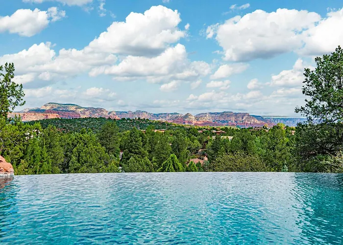 Sedona Palatial Paradise: Infinity Pool, Spa & Epic Views! *