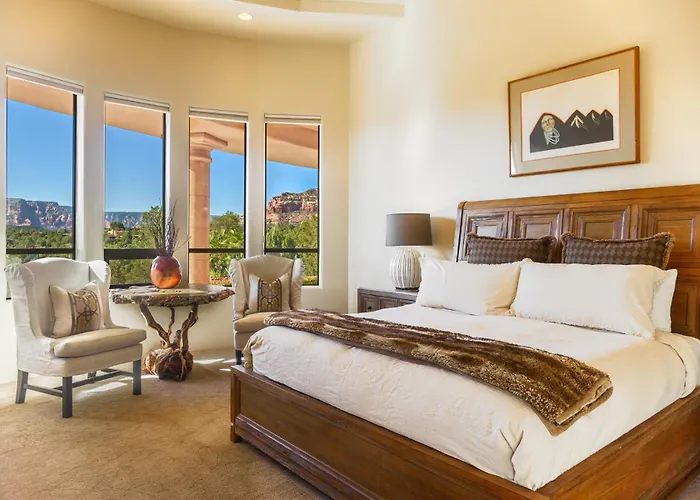 Sedona Palatial Paradise: Infinity Pool, Spa & Epic Views!