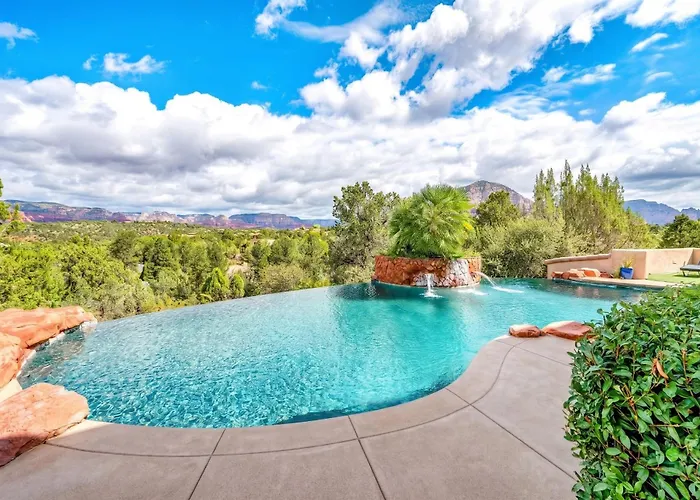 Sedona Palatial Paradise: Infinity Pool, Spa & Epic Views!